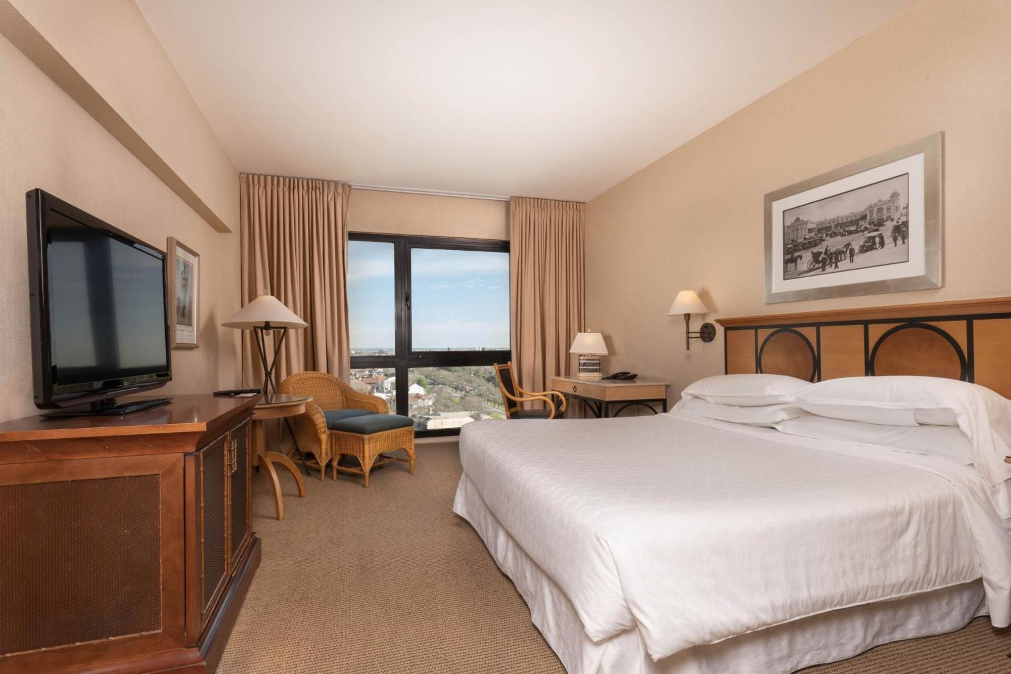 Sheraton Mar Del Plata Hotel Exterior photo A guest room at the Sheraton Tel Aviv