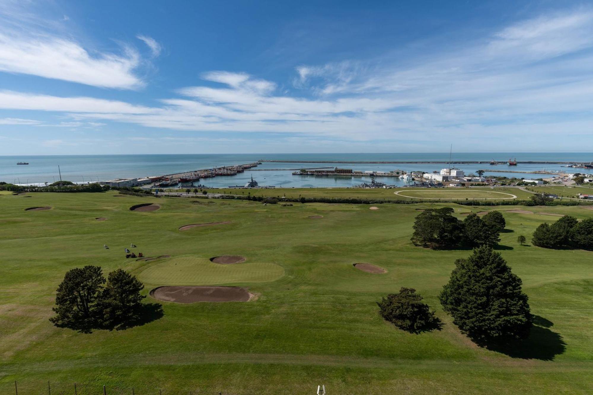 Sheraton Mar Del Plata Hotel Exterior photo View of the harbour from the lighthouse